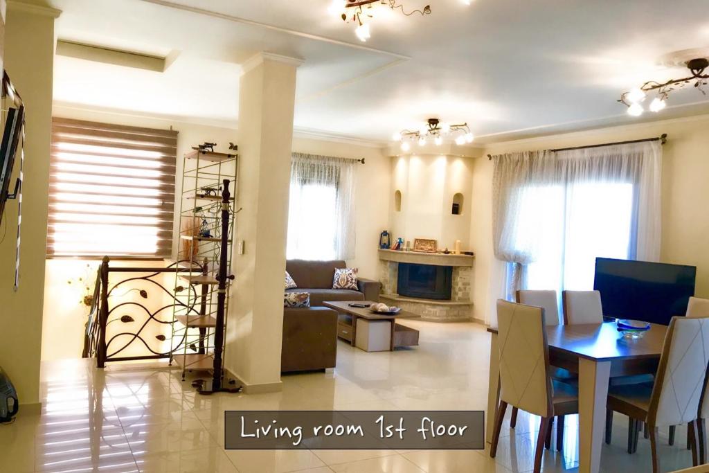 living-room-1st-floor